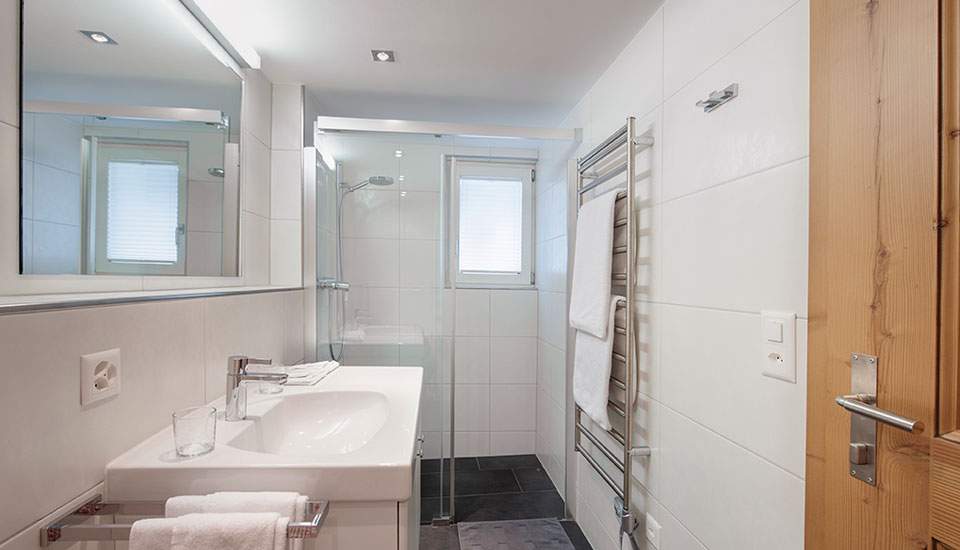 b51d504c dc0a 44b8 93b2 a3e64d570254